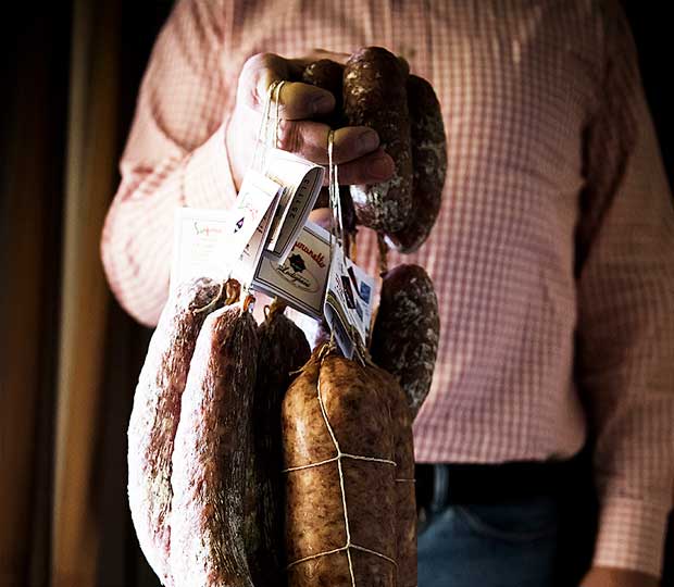 Azienda Agricola Lodigiani -  Agriturismo Il barcaiolo - Salumi piacentini DOP - Cascina Resmina